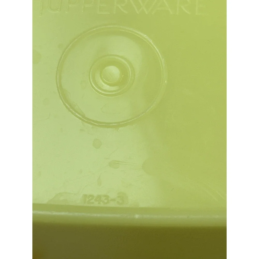 2 Vintage Tupperware Yellow Shelf Saver Storage Containers w/ Lids #1243 **EUC**
